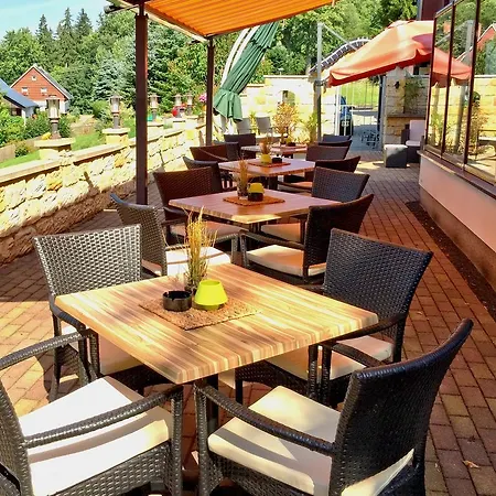 Naturhotel Baerenfels 호텔