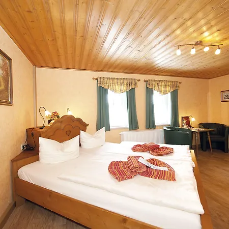 فندق Naturhotel Baerenfels