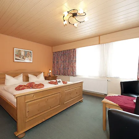 Hotel Naturhotel Baerenfels 4*
