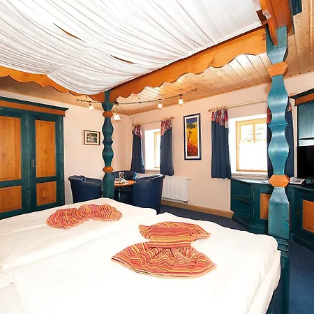 Naturhotel Baerenfels Hotel 4*