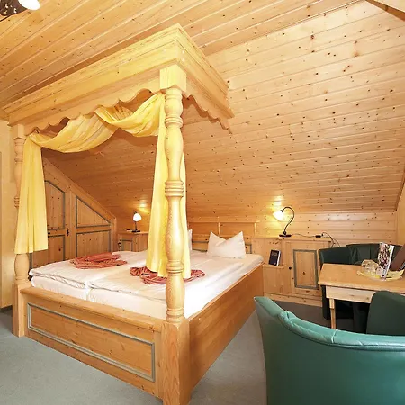 Naturhotel Bärenfels 3*