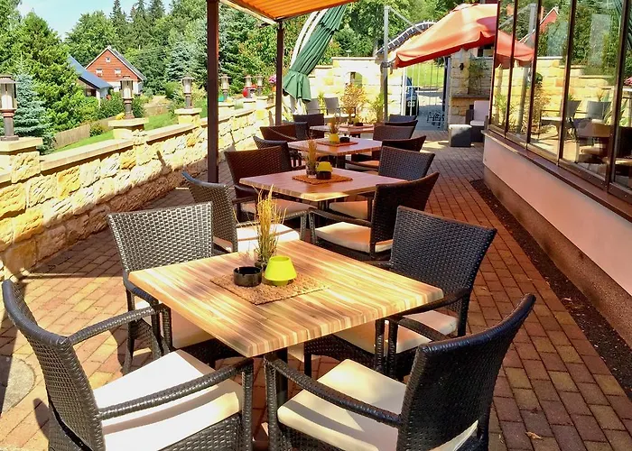 Naturhotel Baerenfels فندق