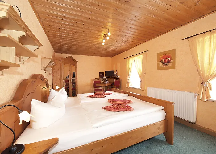 Naturhotel Baerenfels فندق Altenberg